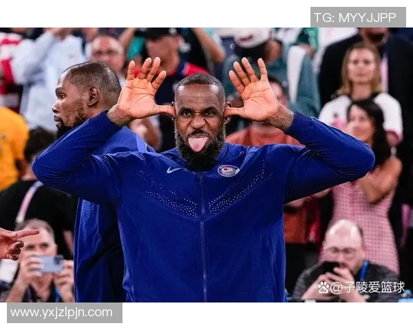 库里确定参加2027年三分大赛，布克或迎最后一舞？